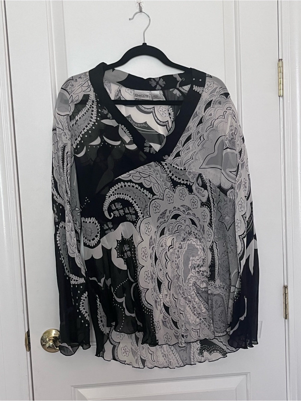 Chico's Black and White Paisley Silk V-Neck Blouse 14/16